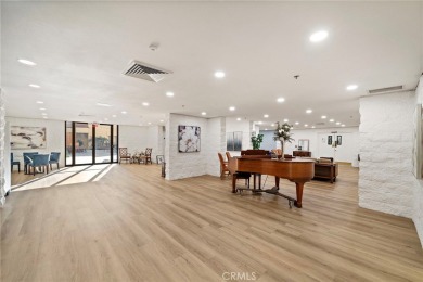 This condo is located in the popular SENIOR community of Laguna on Leisure Village Par 3 Golf Course in California - for sale on GolfHomes.com, golf home, golf lot