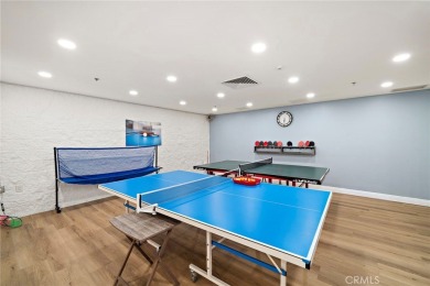 This condo is located in the popular SENIOR community of Laguna on Leisure Village Par 3 Golf Course in California - for sale on GolfHomes.com, golf home, golf lot