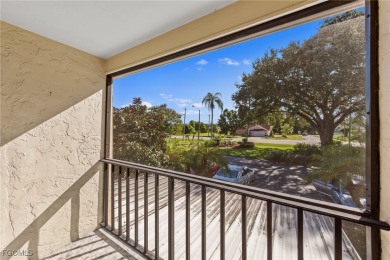Exclusive 55+ Golf Course Townhome with Low HOA Dues Step into a on Lehigh Resort Club in Florida - for sale on GolfHomes.com, golf home, golf lot