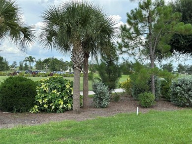 Overlooking the Aileron Golf Course in Lake Suzy!

Welcome to on Kingsway Country Club in Florida - for sale on GolfHomes.com, golf home, golf lot