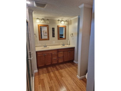 This large 1570 sq ft manufactured home on leased land has lots on Pine Lakes Country Club in Florida - for sale on GolfHomes.com, golf home, golf lot