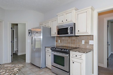 CHARMING HOME IN LAKEWOOD AREA  - READY FOR YOUR PERSONAL TOUCH! on Lakewood Golf Course in Alabama - for sale on GolfHomes.com, golf home, golf lot