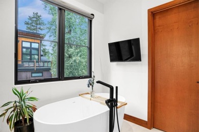 This 4-bedroom, 4-bath, 2,892 sq ft residence is a rare find in on Raven Golf Club At Three Peaks in Colorado - for sale on GolfHomes.com, golf home, golf lot