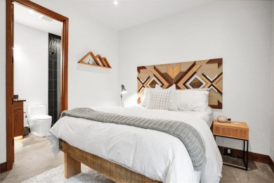 This 4-bedroom, 4-bath, 2,892 sq ft residence is a rare find in on Raven Golf Club At Three Peaks in Colorado - for sale on GolfHomes.com, golf home, golf lot