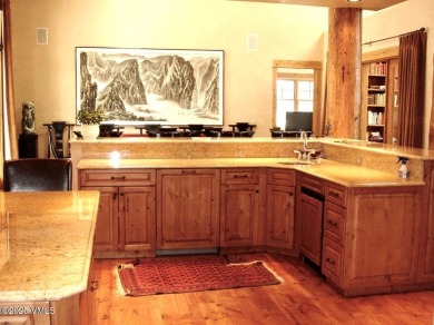 Private mountain retreat with sweeping views of the mountains, a on Sonnenalp Golf Club in Colorado - for sale on GolfHomes.com, golf home, golf lot