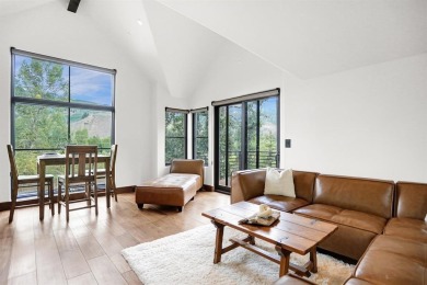 This 4-bedroom, 4-bath, 2,892 sq ft residence is a rare find in on Raven Golf Club At Three Peaks in Colorado - for sale on GolfHomes.com, golf home, golf lot