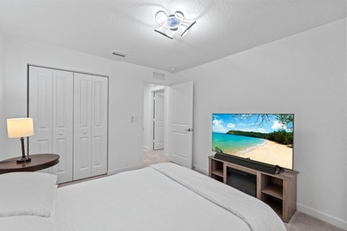 Seller offering $10,000 credit toward buyer closing costs with on Fountains Golf and Country Club in Florida - for sale on GolfHomes.com, golf home, golf lot