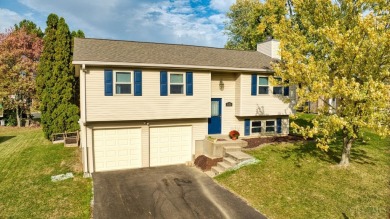 Great location with this 3 bed 1.5 bath near the Golf Course on Beckett Ridge Golf Club in Ohio - for sale on GolfHomes.com, golf home, golf lot