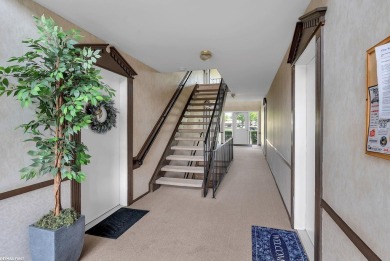 You don't want to miss out on this opportunity to enjoy easy on Maple Lane Golf Club in Michigan - for sale on GolfHomes.com, golf home, golf lot
