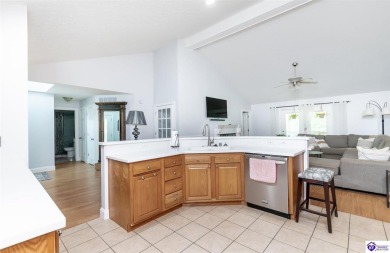Discover comfort and style in this spacious 3-bedroom on Hillcrest Country Club in Kentucky - for sale on GolfHomes.com, golf home, golf lot