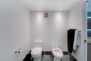 Spacious and well-maintained 2-bedroom, 2-bath condo offering on Jim McLean Signature Course in Florida - for sale on GolfHomes.com, golf home, golf lot