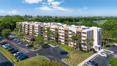 Spacious and well-maintained 2-bedroom, 2-bath condo offering on Jim McLean Signature Course in Florida - for sale on GolfHomes.com, golf home, golf lot