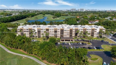 Spacious and well-maintained 2-bedroom, 2-bath condo offering on Jim McLean Signature Course in Florida - for sale on GolfHomes.com, golf home, golf lot