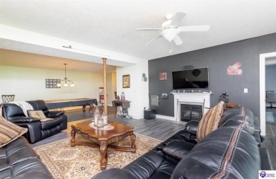 Discover comfort and style in this spacious 3-bedroom on Hillcrest Country Club in Kentucky - for sale on GolfHomes.com, golf home, golf lot
