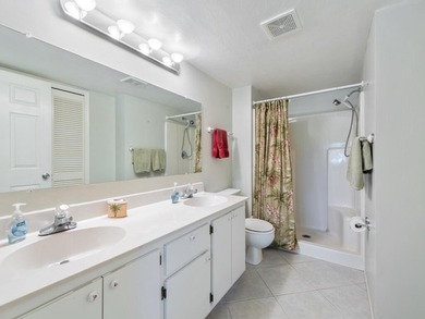 This well-cared-for 2-bedroom, 2-bath condo offers peaceful on  in Florida - for sale on GolfHomes.com, golf home, golf lot
