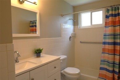 Move in ready condo! One applicant must be 55+ years or older on On Top Of The World Golf Course in Florida - for sale on GolfHomes.com, golf home, golf lot