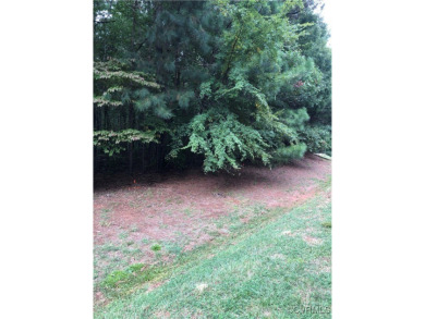 Close to 3.5 acres of a lovely treed lot, located on the corner on Lake Chesdin Golfers Club in Virginia - for sale on GolfHomes.com, golf home, golf lot