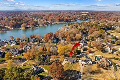 A Unique Ranch home with Panoramic Views of Lake Norman on Mallard Head Country Club in North Carolina - for sale on GolfHomes.com, golf home, golf lot
