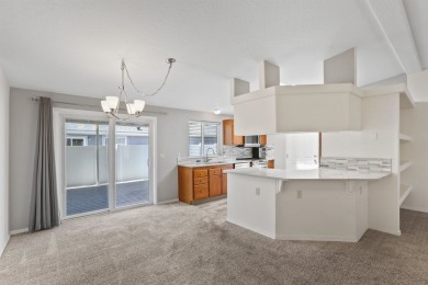 Updated and Modern 3 Bedroom / 2 Bathroom Home in Sunny Creek on Eagle Ridge Golf Course in Washington - for sale on GolfHomes.com, golf home, golf lot