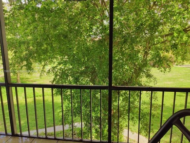 Apartment located in a convenient area, close to schools and on Inverrary Country Club in Florida - for sale on GolfHomes.com, golf home, golf lot