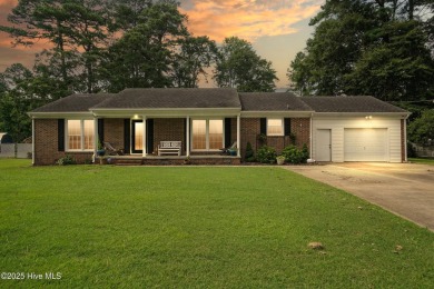 Welcome to your dream home on the north side of Elizabeth City! on The Pines At Elizabeth City in North Carolina - for sale on GolfHomes.com, golf home, golf lot