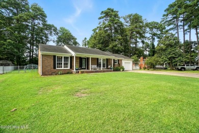 Welcome to your dream home on the north side of Elizabeth City! on The Pines At Elizabeth City in North Carolina - for sale on GolfHomes.com, golf home, golf lot