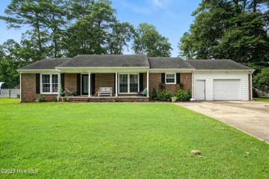 Welcome to your dream home on the north side of Elizabeth City! on The Pines At Elizabeth City in North Carolina - for sale on GolfHomes.com, golf home, golf lot