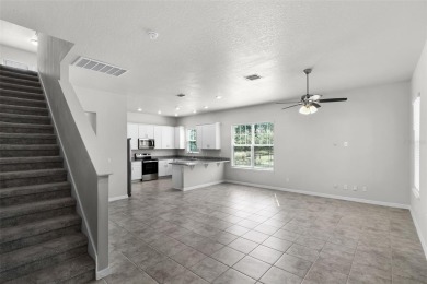 Welcome to this move-in ready 3-bedroom, 2.5-bathroom home in on  in Florida - for sale on GolfHomes.com, golf home, golf lot