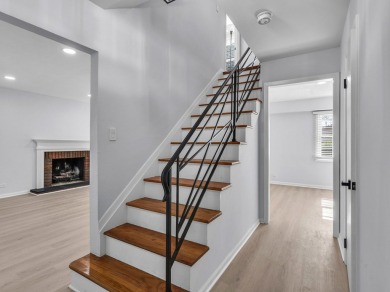 BEAUTIFULLY REMODELED GRAMERCY IN DESIRABLE STRATHMORE on Buffalo Grove Golf Club in Illinois - for sale on GolfHomes.com, golf home, golf lot
