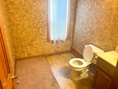 Wake Lane is located just outside of town in Willow Springs on Willow Springs Municipal Golf Course in Missouri - for sale on GolfHomes.com, golf home, golf lot
