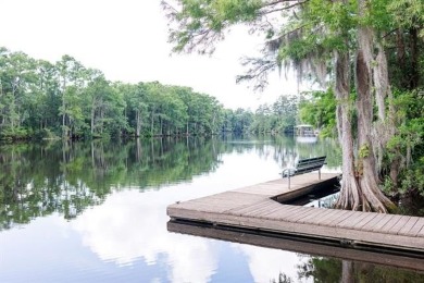 Beautifully reimagined and loved, 4 Riverdale Drive is a rare on Tchefuncta Country Club in Louisiana - for sale on GolfHomes.com, golf home, golf lot