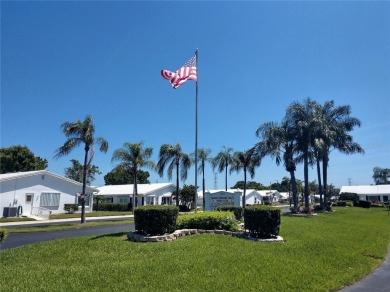 Attention Golfers, Sunseekers, Snowbirds...perfect opportunity on Mainlands Golf Club in Florida - for sale on GolfHomes.com, golf home, golf lot