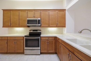 Villa on the Golf Course in Halifax Plantation Ormond Beach. The on Halifax Plantation Golf Club in Florida - for sale on GolfHomes.com, golf home, golf lot