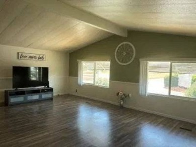 Welcome to your perfect updated Two bedroom, two bath 1440 sq ft on Colonial Country Club in California - for sale on GolfHomes.com, golf home, golf lot