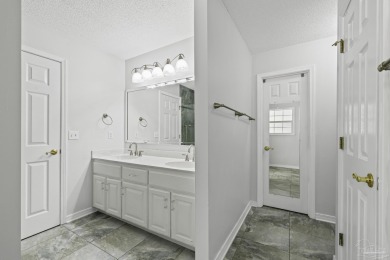 TANGLEWOOD GOLF COURSE BEAUTY ~ 4 bedroom PLUS OFFICE ~ Don't on Tanglewood Golf Club in Florida - for sale on GolfHomes.com, golf home, golf lot