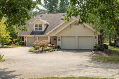 Second home, ready to downsize, or just looking for easy living on Paradise Valley Athletic Club in Arkansas - for sale on GolfHomes.com, golf home, golf lot