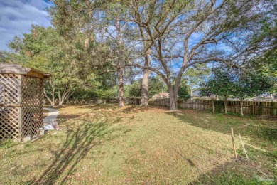 TANGLEWOOD GOLF COURSE BEAUTY ~ 4 bedroom PLUS OFFICE ~ Don't on Tanglewood Golf Club in Florida - for sale on GolfHomes.com, golf home, golf lot