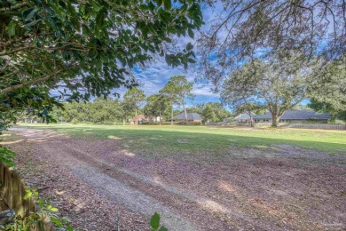 TANGLEWOOD GOLF COURSE BEAUTY ~ 4 bedroom PLUS OFFICE ~ Don't on Tanglewood Golf Club in Florida - for sale on GolfHomes.com, golf home, golf lot