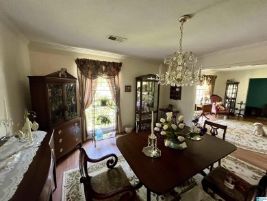Beautiful 5 bedroom and 3 full bathroom located in an amazing on Woodland Forrest Country Club in Alabama - for sale on GolfHomes.com, golf home, golf lot