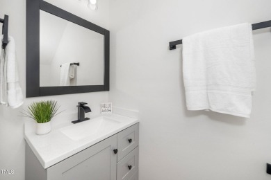 Beautifully Renovated Townhome in Hedingham - Prime Investment on Hedingham Golf and Athletic Club in North Carolina - for sale on GolfHomes.com, golf home, golf lot