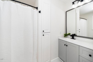 Beautifully Renovated Townhome in Hedingham - Prime Investment on Hedingham Golf and Athletic Club in North Carolina - for sale on GolfHomes.com, golf home, golf lot