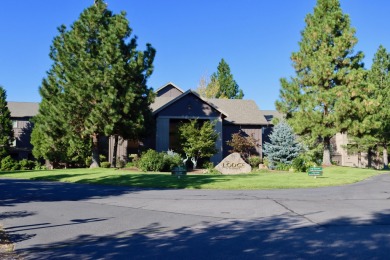 Gorgeous south facing panoramic mountain views from this 0.78 on Running Y Ranch Resort in Oregon - for sale on GolfHomes.com, golf home, golf lot