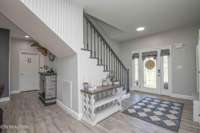 Welcome Home to this Spacious 2 story home featuring 4 bedrooms on Lakeside Golf Course in Tennessee - for sale on GolfHomes.com, golf home, golf lot