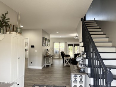 Welcome Home to this Spacious 2 story home featuring 4 bedrooms on Lakeside Golf Course in Tennessee - for sale on GolfHomes.com, golf home, golf lot