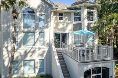 Featuring a Deeded single-car garage, this two-story villa is on Sandestin Golf and Beach Resort - Raven in Florida - for sale on GolfHomes.com, golf home, golf lot