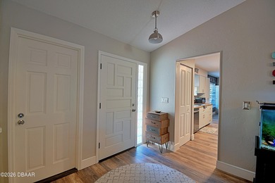 CLEAN and BETTER than turn-key! Welcome home to this beautifully on Daytona Beach Golf Club in Florida - for sale on GolfHomes.com, golf home, golf lot