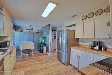 CLEAN and BETTER than turn-key! Welcome home to this beautifully on Daytona Beach Golf Club in Florida - for sale on GolfHomes.com, golf home, golf lot