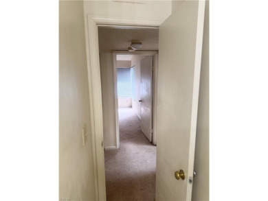 VERY NICE 1BR/1BA 2ND FLOOR CONDO IN THE HEART OF VB. NEAR on Kempsville Greens Municipal Golf Course in Virginia - for sale on GolfHomes.com, golf home, golf lot