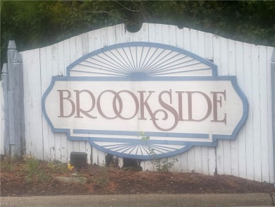 VERY NICE 1BR/1BA 2ND FLOOR CONDO IN THE HEART OF VB. NEAR on Kempsville Greens Municipal Golf Course in Virginia - for sale on GolfHomes.com, golf home, golf lot