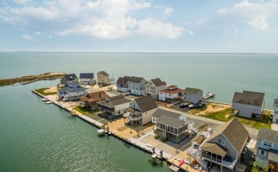 Gorgeous Water View Home in Captain's Cove Golf & Yacht Club! on Captains Cove Golf and Yacht Club in Virginia - for sale on GolfHomes.com, golf home, golf lot